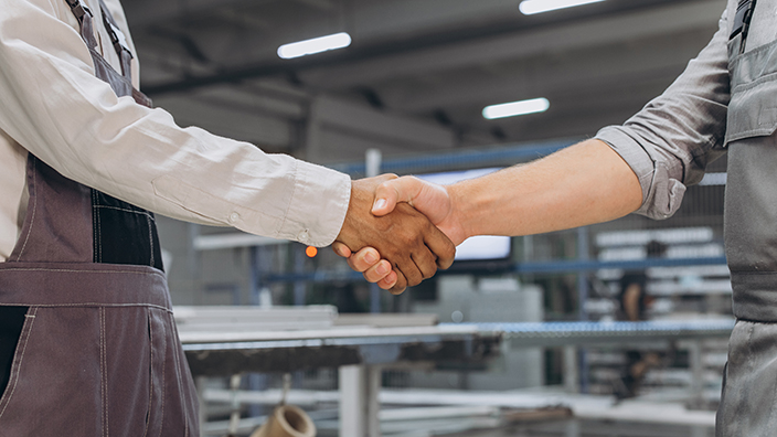 «Приведи друга» – программа, которая делает нашу команду ещё сильнее