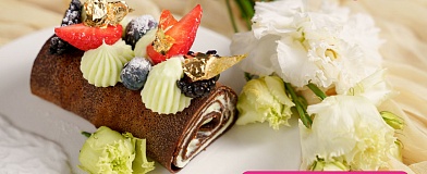 Шоколадный блинный торт с кремом васаби