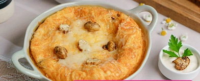Клафути с соусом Сметана с грибами Tamaki 