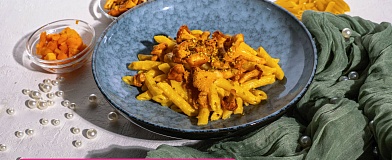 Пеннете с лисичками и кремом из тыквы